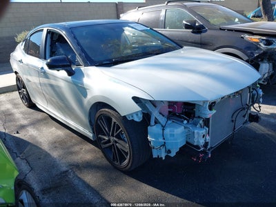 TOYOTA CAMRY 2025