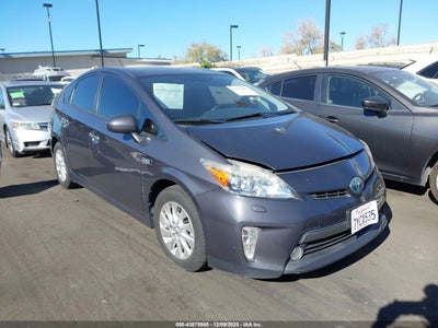 TOYOTA PRIUS PLUG-IN 2014
