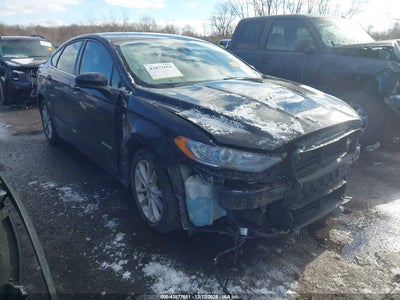 FORD FUSION HYBRID 2019