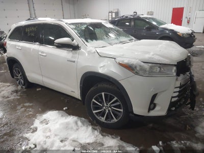 TOYOTA HIGHLANDER HYBRID 2017