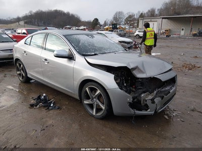 VOLVO S60 2012