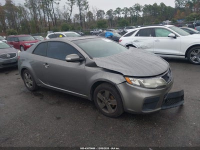 KIA FORTE KOUP 2010