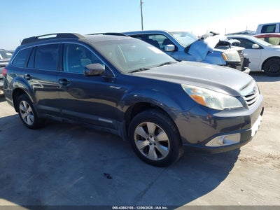 SUBARU OUTBACK 2011