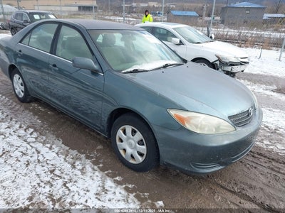 TOYOTA CAMRY 2002