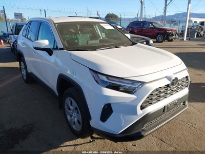 TOYOTA RAV4 2025