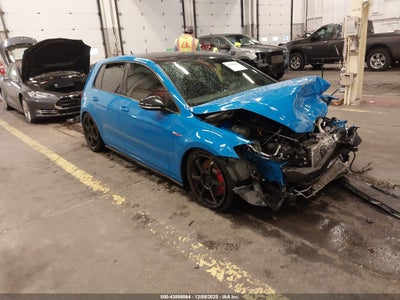 VOLKSWAGEN GOLF GTI 2021