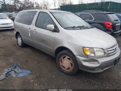TOYOTA SIENNA 2001