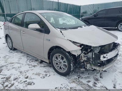 TOYOTA PRIUS PRIME 2021