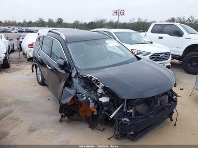 NISSAN ROGUE 2018