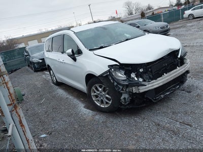 CHRYSLER VOYAGER 2021