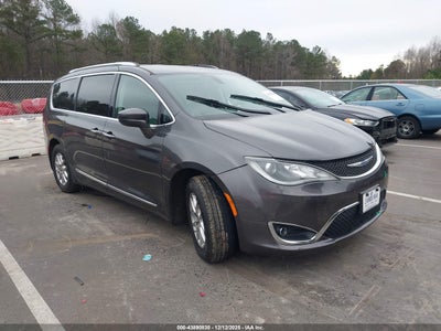 CHRYSLER PACIFICA 2020