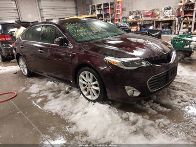 TOYOTA AVALON 2013