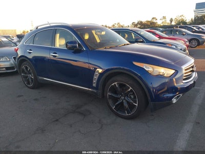 INFINITI QX70 2016