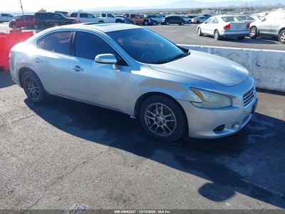 NISSAN MAXIMA 2011