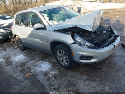 VOLKSWAGEN TIGUAN 2012