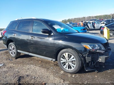 NISSAN PATHFINDER 2017