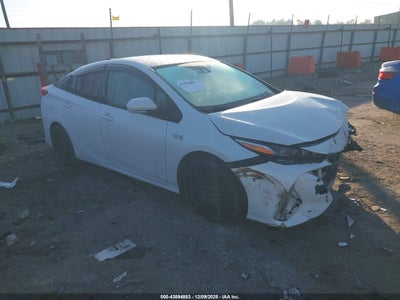 TOYOTA PRIUS PRIME 2017