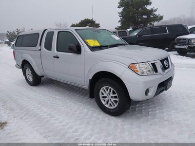 NISSAN FRONTIER 2015