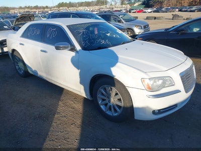 CHRYSLER 300 2011