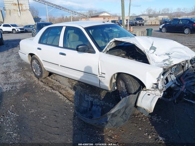MERCURY GRAND MARQUIS 2009