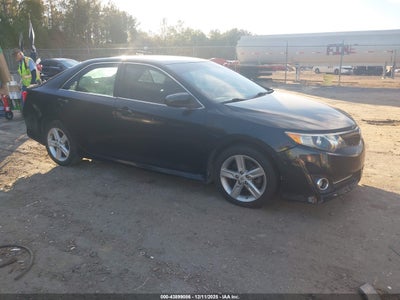 TOYOTA CAMRY 2012