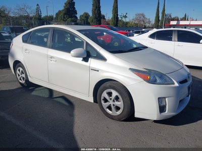 TOYOTA PRIUS 2011