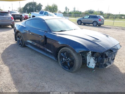 FORD MUSTANG 2021