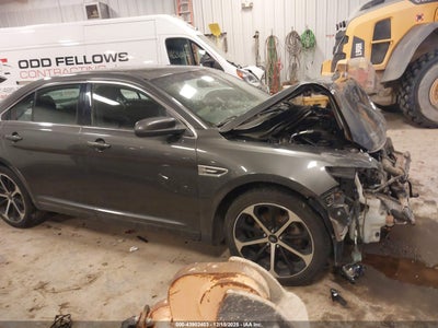 FORD TAURUS 2016