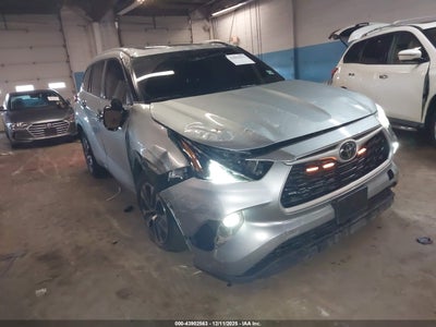 TOYOTA HIGHLANDER 2022