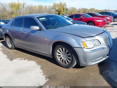 CHRYSLER 300 2013