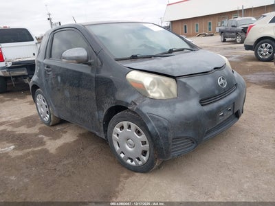 SCION IQ 2012