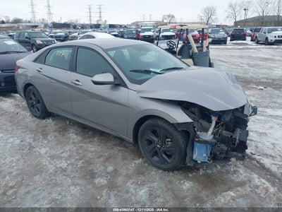 HYUNDAI ELANTRA 2023