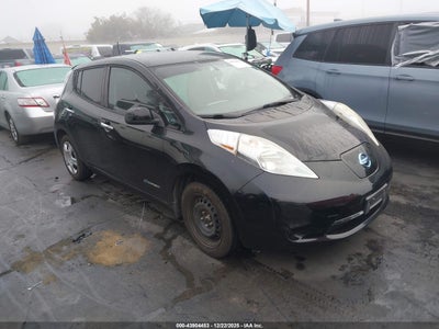 NISSAN LEAF 2016