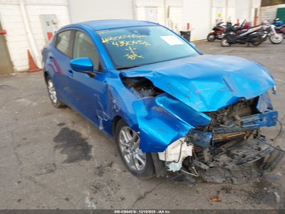 TOYOTA YARIS IA 2017