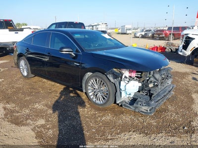 TOYOTA AVALON HYBRID 2019