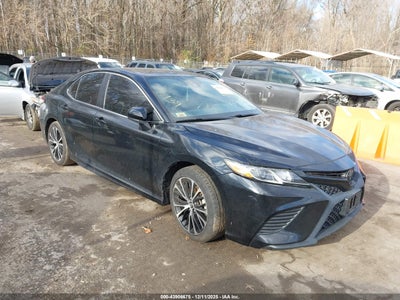 TOYOTA CAMRY 2019