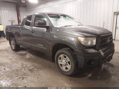 TOYOTA TUNDRA 2013