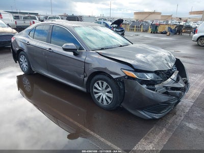 TOYOTA CAMRY HYBRID 2019
