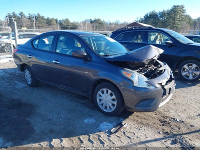 NISSAN VERSA 2015