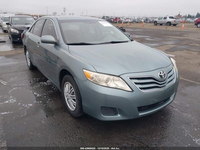 TOYOTA CAMRY 2010