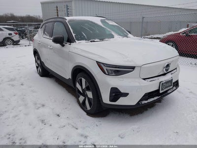 VOLVO XC40 RECHARGE PURE ELECTRIC 2023