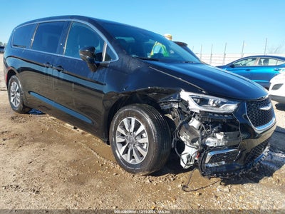 CHRYSLER PACIFICA HYBRID 2025