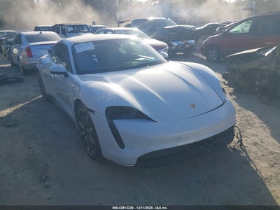 PORSCHE TAYCAN 2021