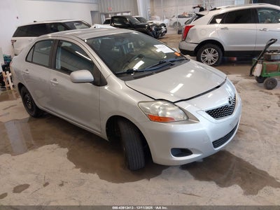 TOYOTA YARIS 2009