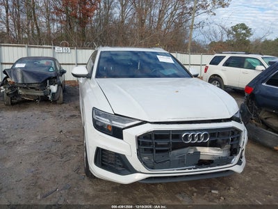 AUDI Q8 2019