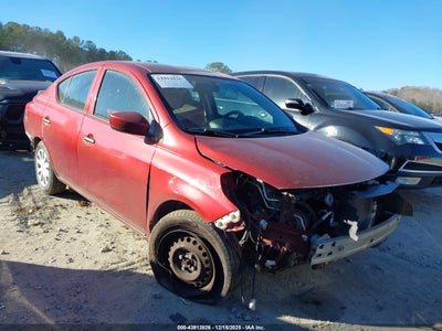 NISSAN VERSA 2017