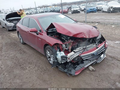 TOYOTA AVALON HYBRID 2020