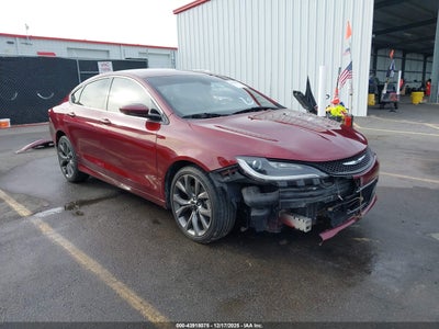 CHRYSLER 200 2015