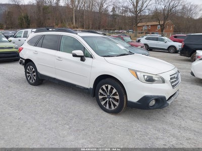 SUBARU OUTBACK 2016