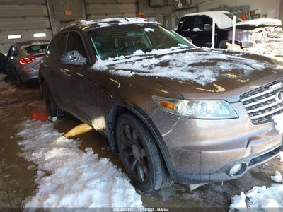 INFINITI FX35 2005